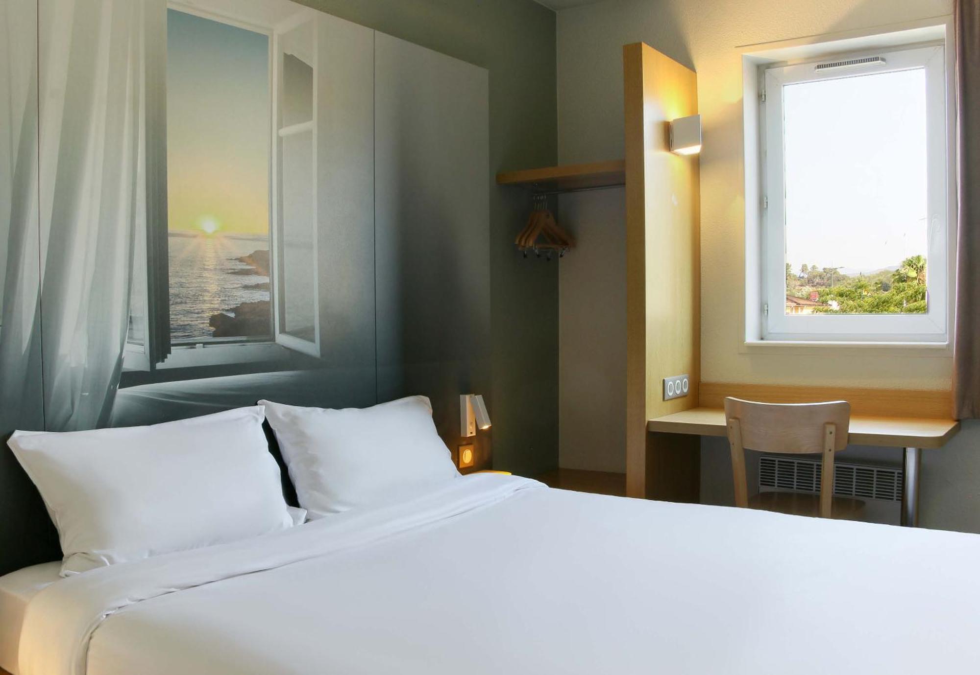 B&B Hotel Frejus Roquebrune-sur Argens Exteriör bild
