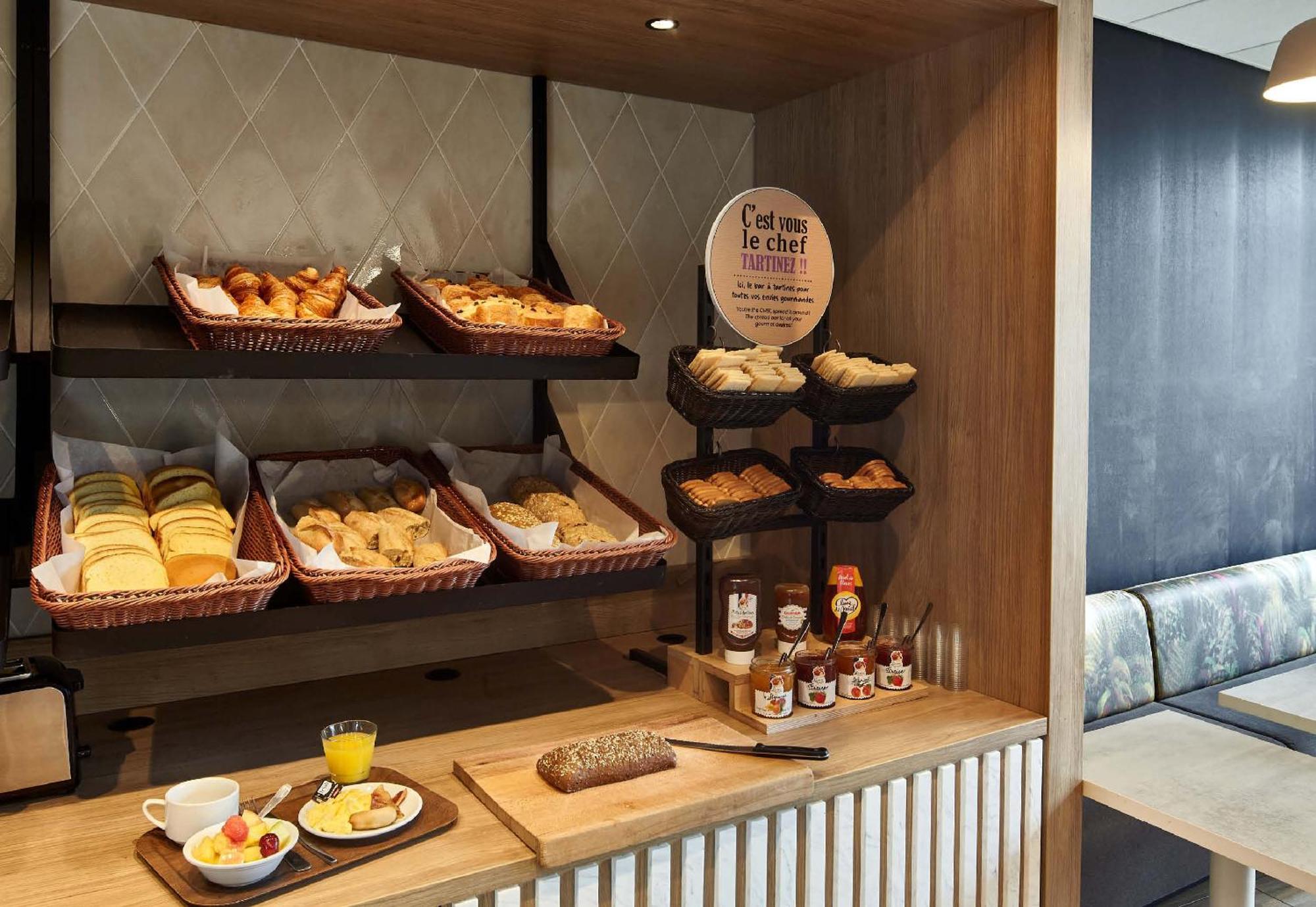 B&B Hotel Frejus Roquebrune-sur Argens Exteriör bild